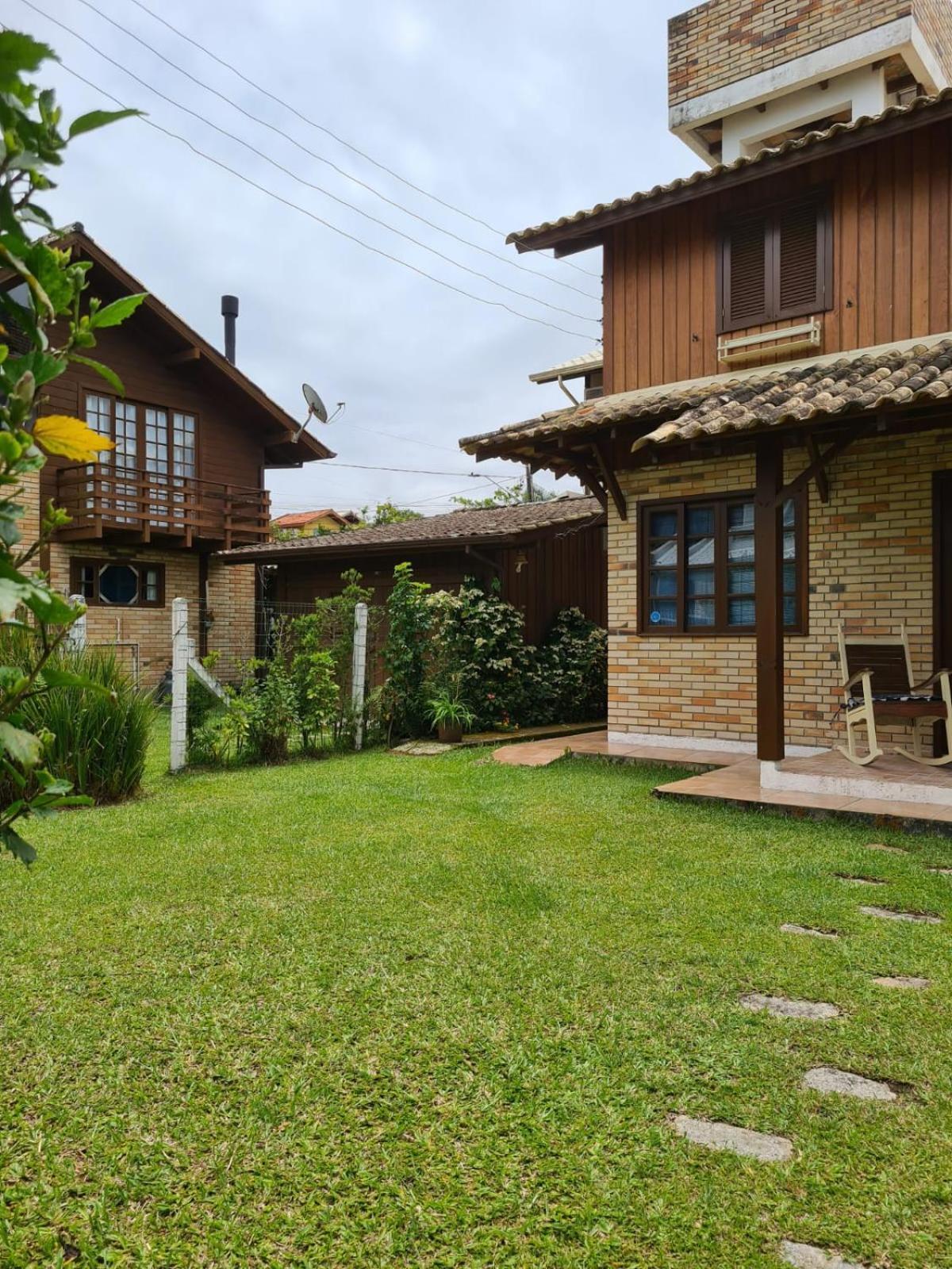 Encontro das Águas Guarda do Embaú Exterior foto
